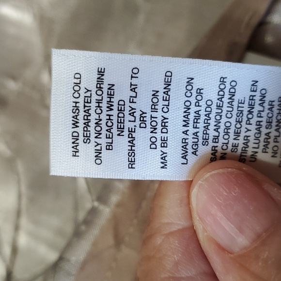 Chico's open jacket. Shiny silk fabric. Cuff sleeves. Size‎ O (8) Great u… - Picture 10 of 10